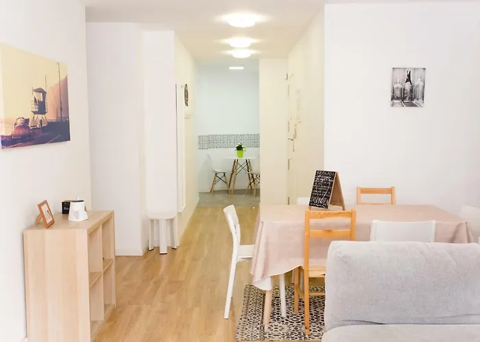 Appartamento Enviable Location At Port - Walk To Marineta Casiana